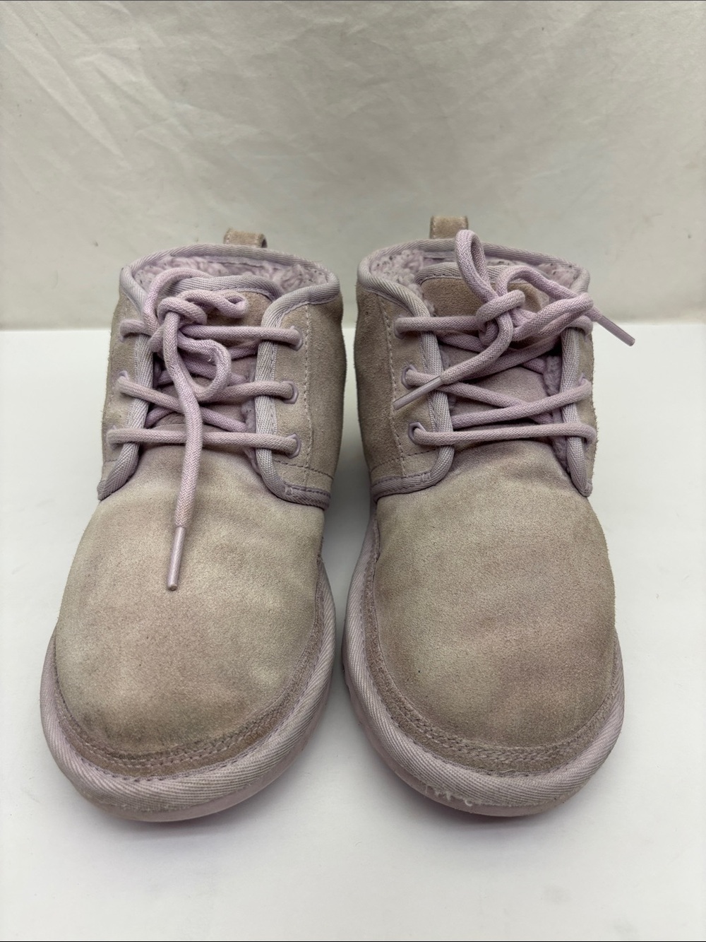 UGG Neumel lilac boots, SZ 6, box 77